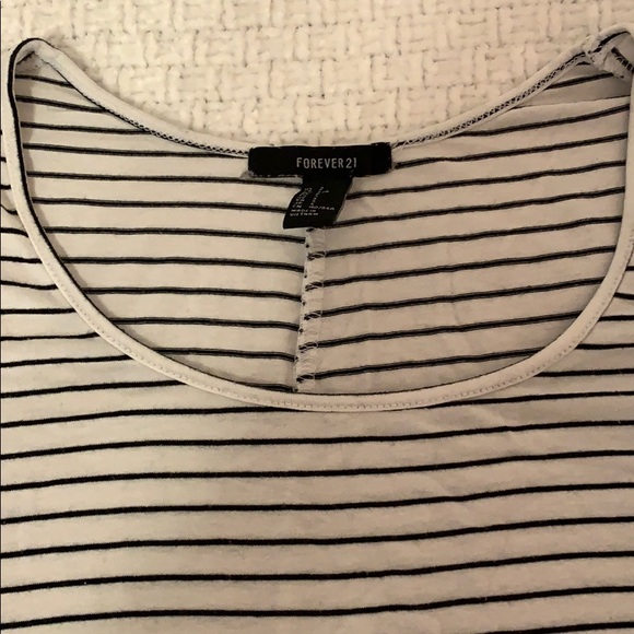 Forever 21 top - Picture 2 of 3